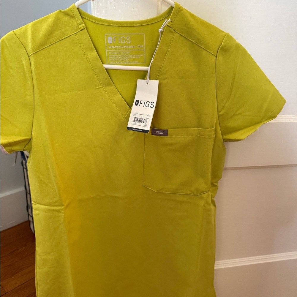 Figs Bright Green Scrub Top